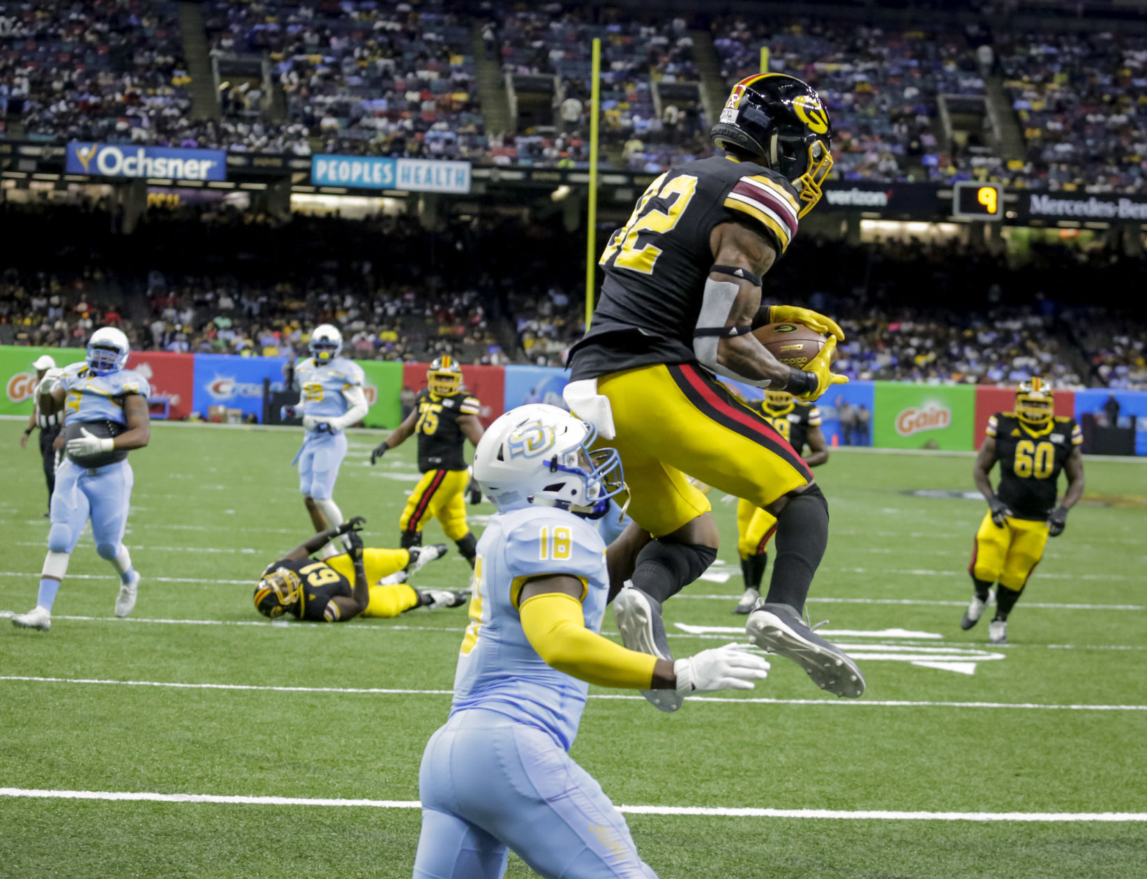 NO.bayouclassic.120119.595.jpg